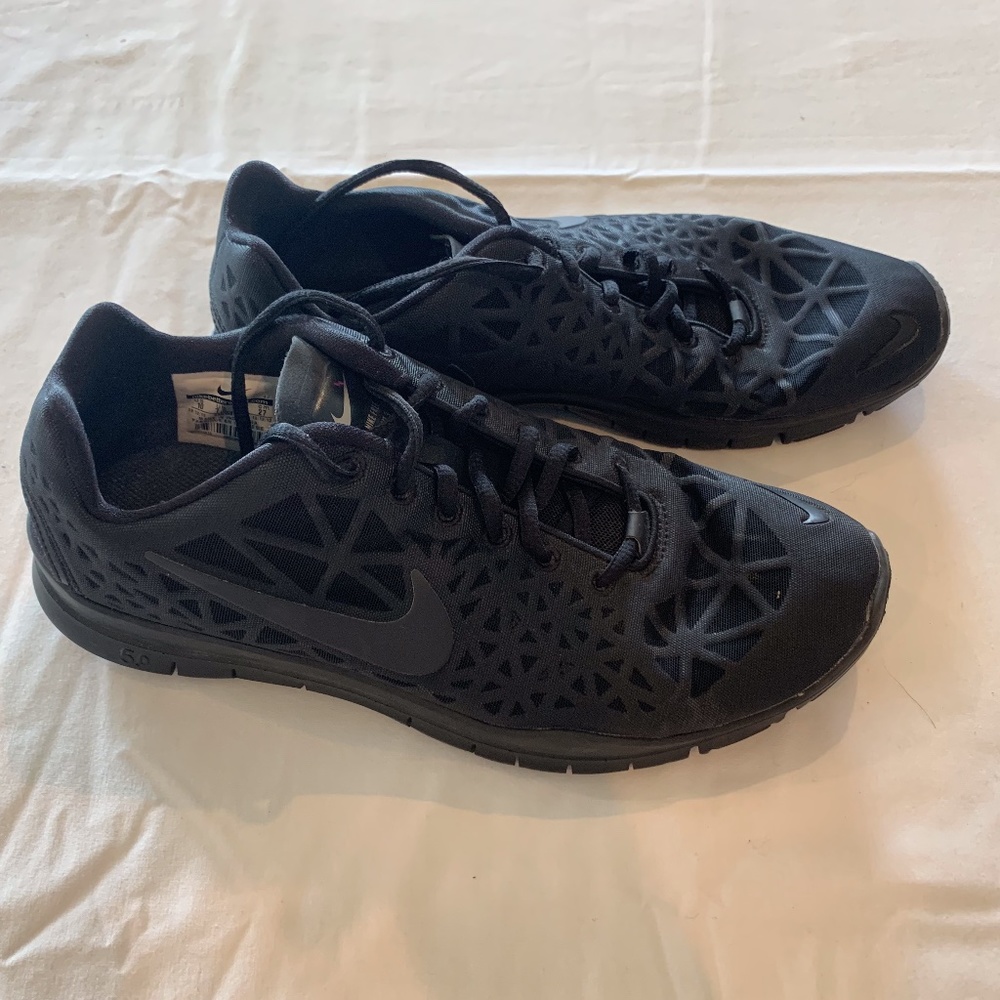 Black Nike Free TR FIT3 - Size 10